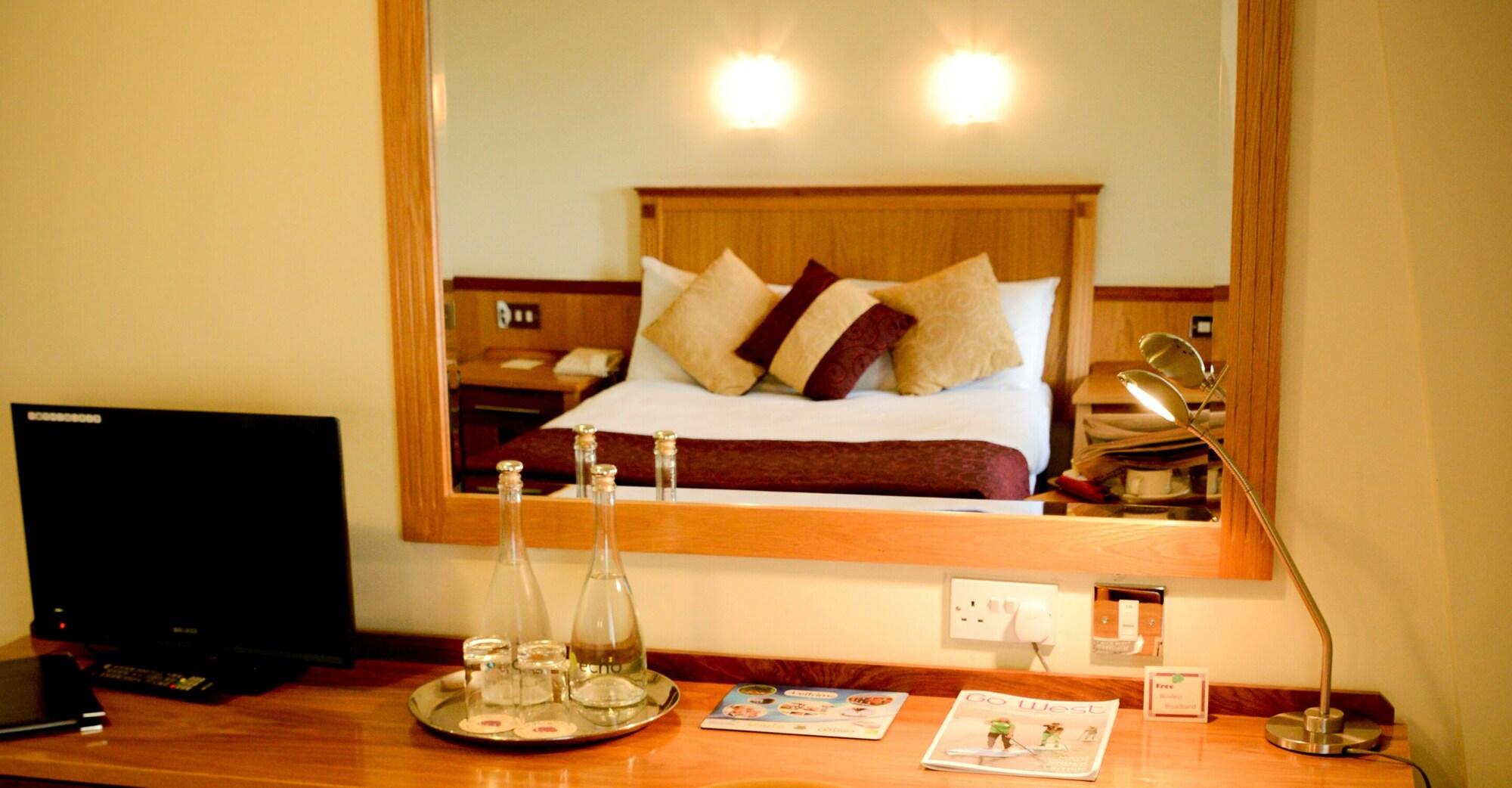 Bush Hotel County Leitrim Exterior foto
