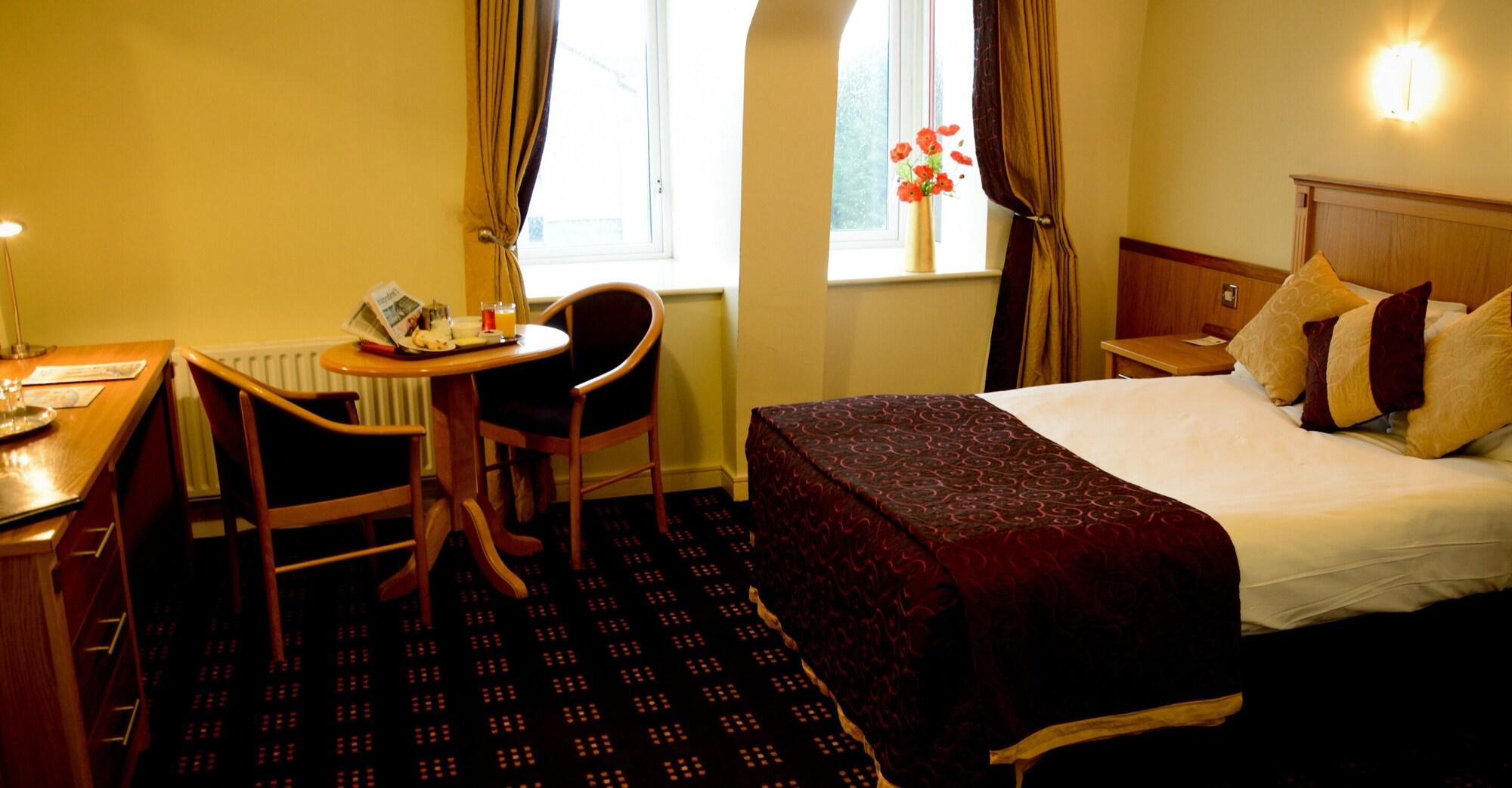 Bush Hotel County Leitrim Exterior foto