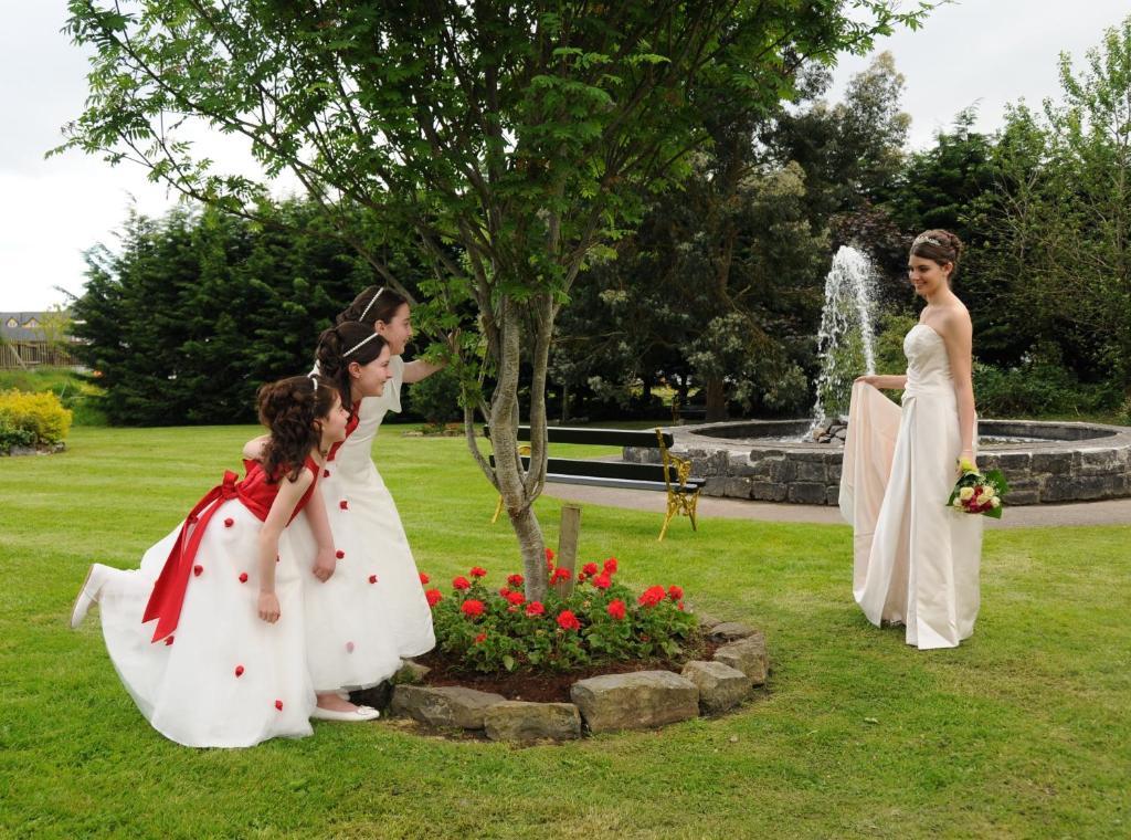 Bush Hotel County Leitrim Exterior foto